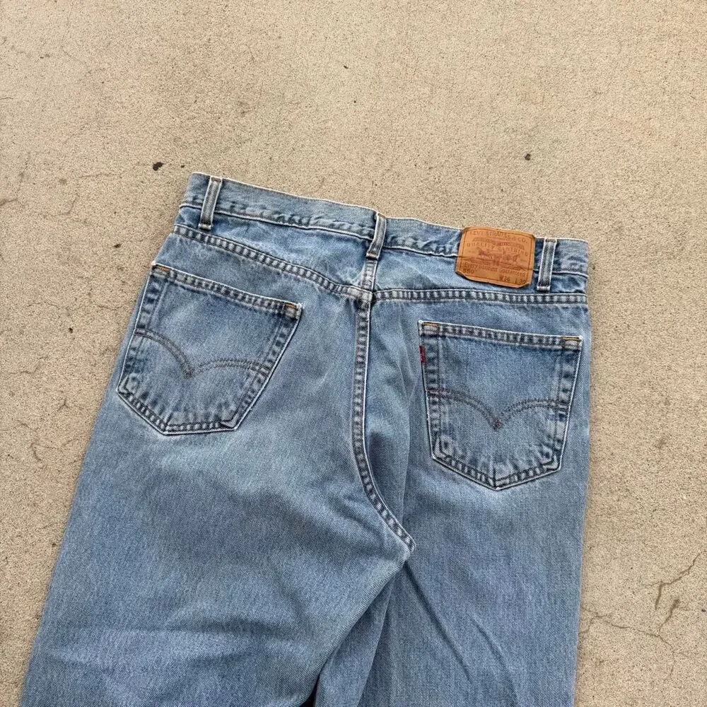 Vintage 90s Levi's 550 blue jeans Men’s Size 36x30